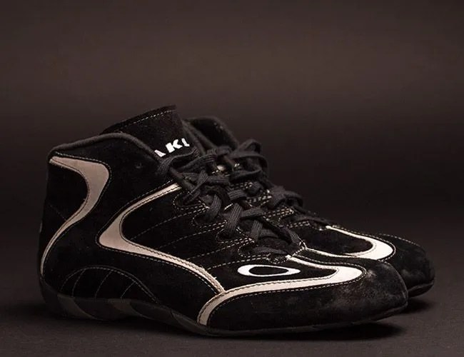 rally-gear-roundupoakleyshoe2