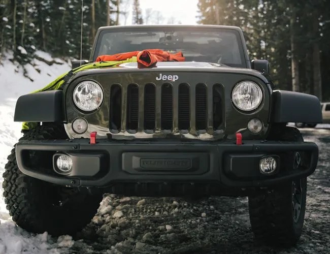 Jeep-Wrangler-QS-Gear-Patrol-LEAD