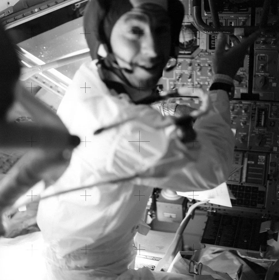 apollo-13-gear-patrol-ambiance-2