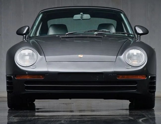 Porsche-959-Ambiance-1-Gear-Patrol.jpg