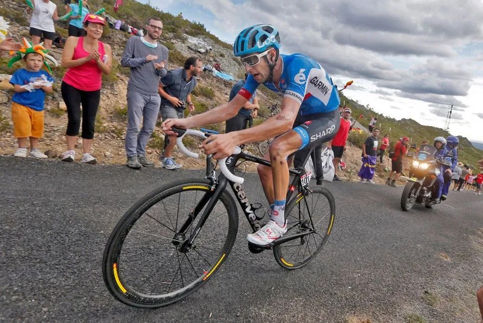 Vuelta-Gear-Patrol