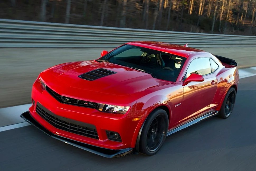 potent-motoring-gear-patrol-970-camaro-z