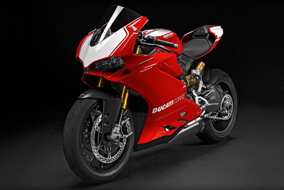 potent-motoring-gear-patrol-970-ducati
