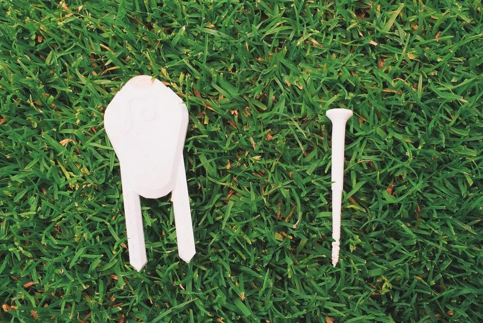 Golf-Tee-and-Divot-Gear-Patrol