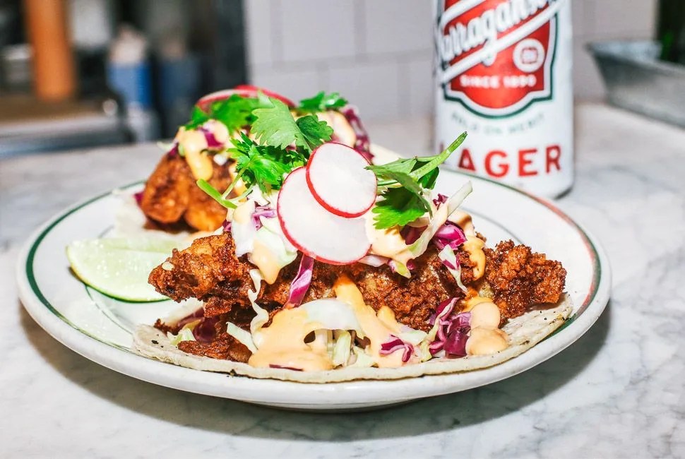 recipe-fish-taco-gear-patrol-slider-1-alt