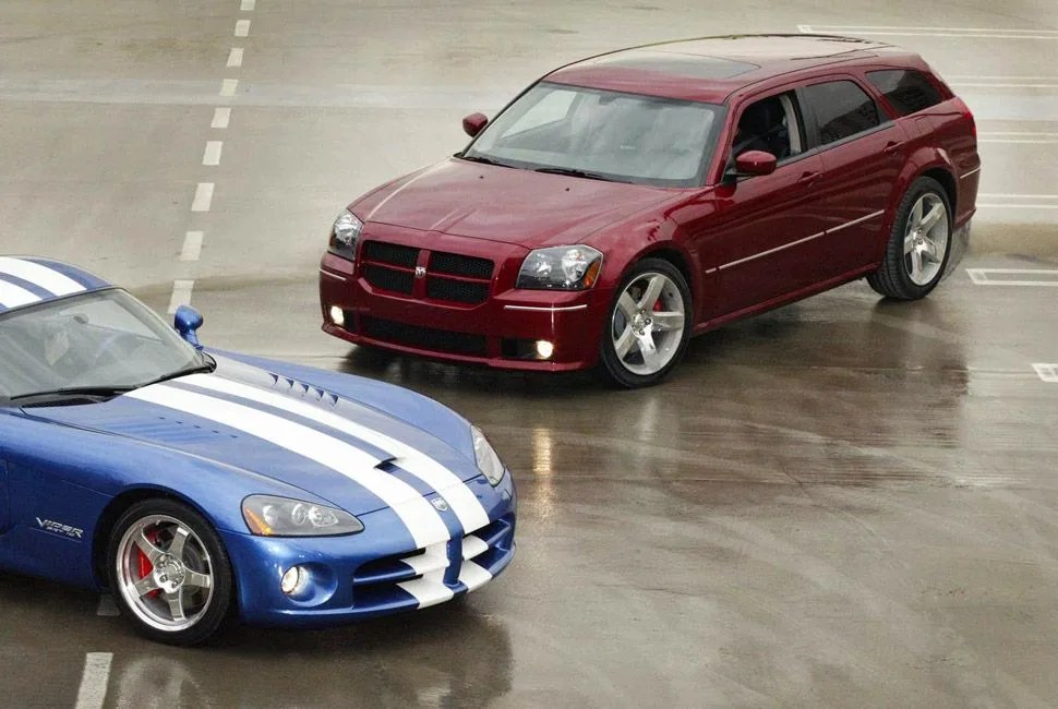 Dodge-Magnum-SRT-8-Gear-Patrol