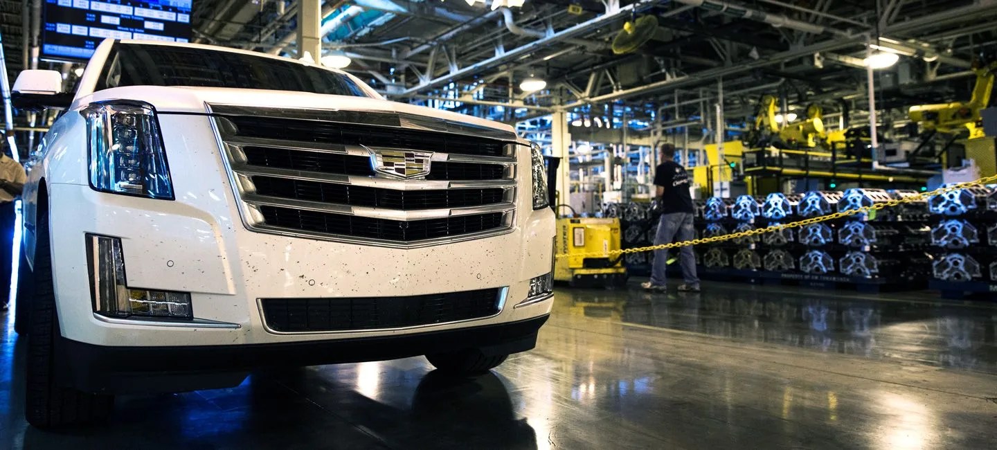 GM-Tonawanda-Escalade-Gear-Patrol-Lead-1440