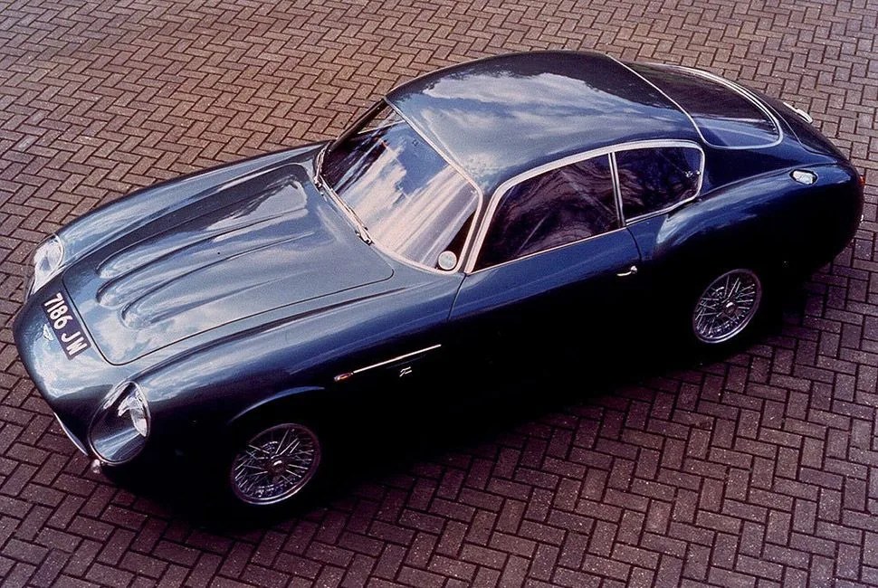 italiancars-gear-patrol-Aston_Martin