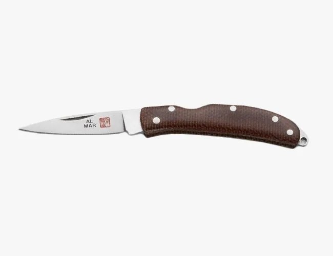pocket-knives-gear-patrol-1almar