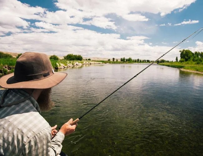 Wyoming-Fishing-Feature-Gear-Patrol-Lead