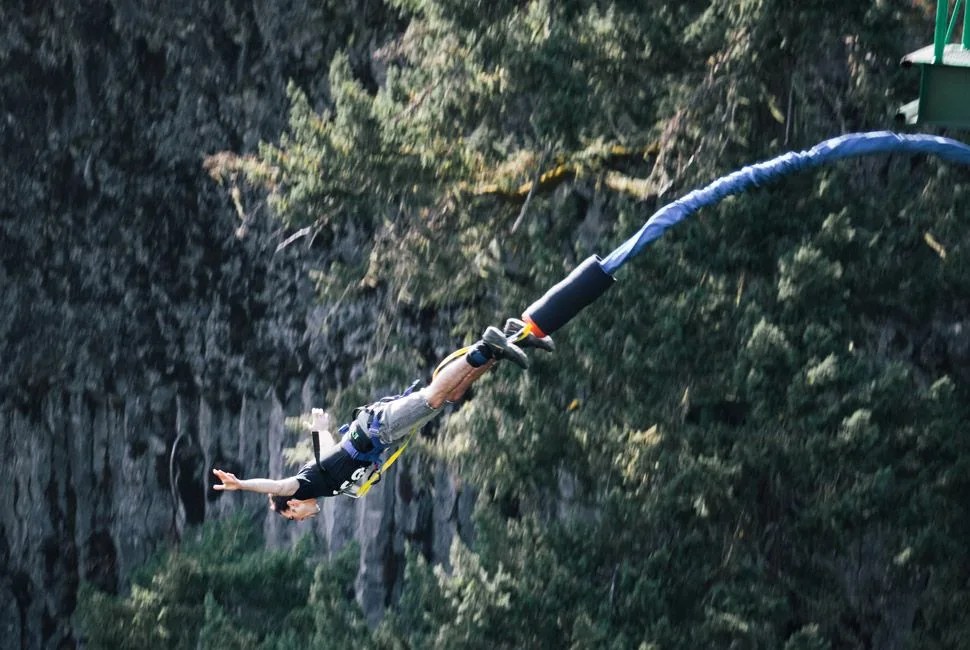 Bungee-Jumping-Gear-Patrol-Lead-Full