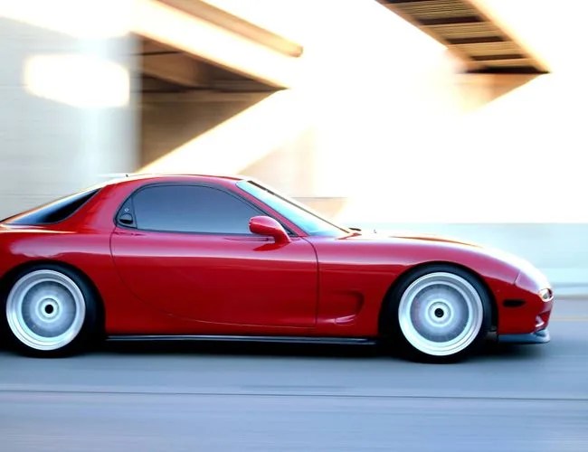 Mazda-Rx-FD-gear-patrol-650-4