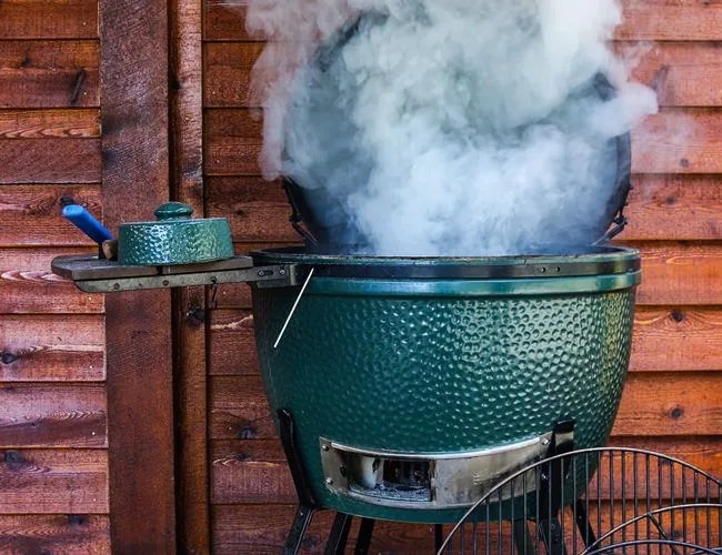 Smoked-Ice-gear-patrol-Smoker