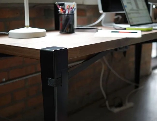 TIG-gear-patrol-desk