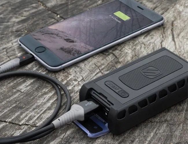 TWISO-gear-patrol-charger