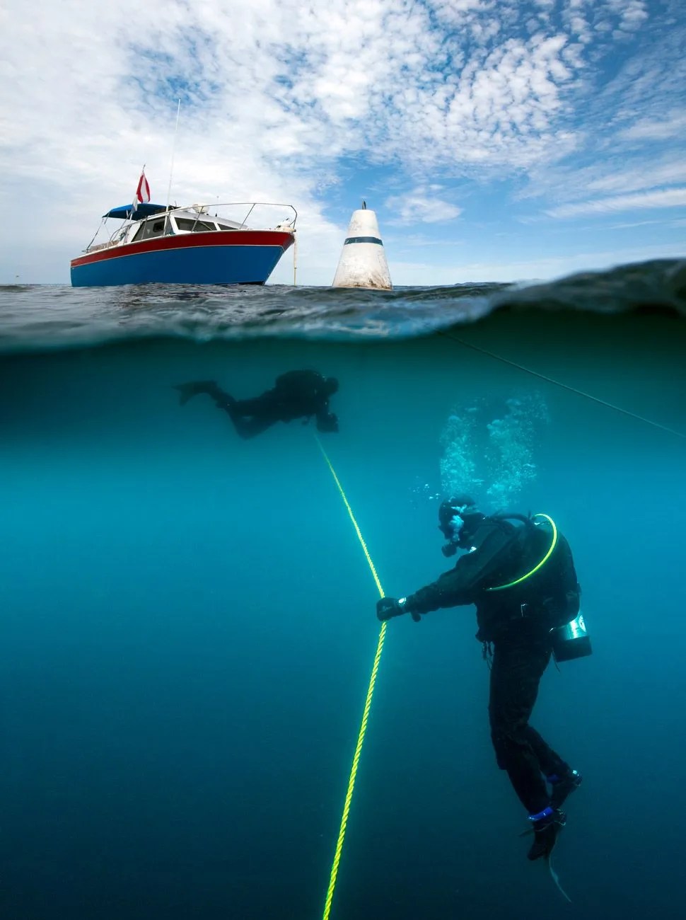 Tudor-Great-Lakes-Diving-Gear-Patrol-Ambiance
