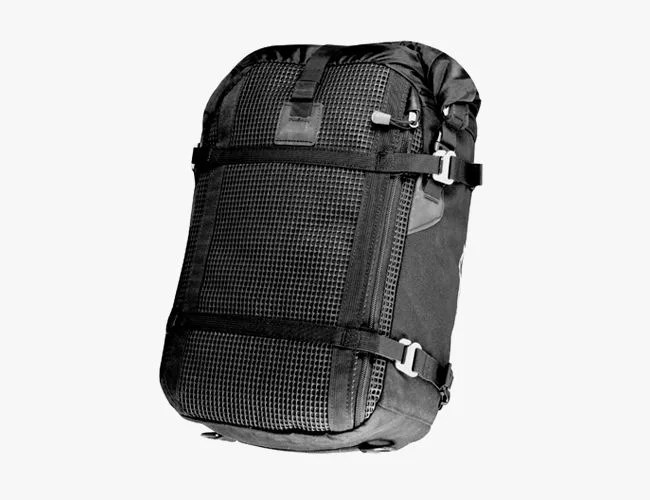 moto-commuter-gear-patrol-kriega2