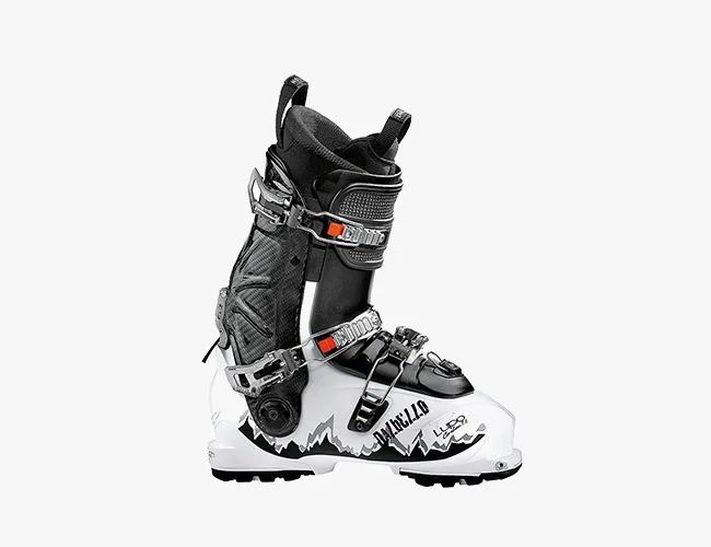 Dalbello-Lupo-Carbon-T.I.-gear-patrol-650