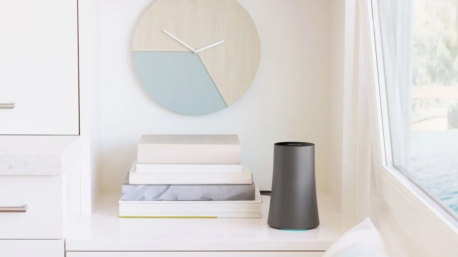 Google-Onhub-GP100-Gear-Patrol-Hero