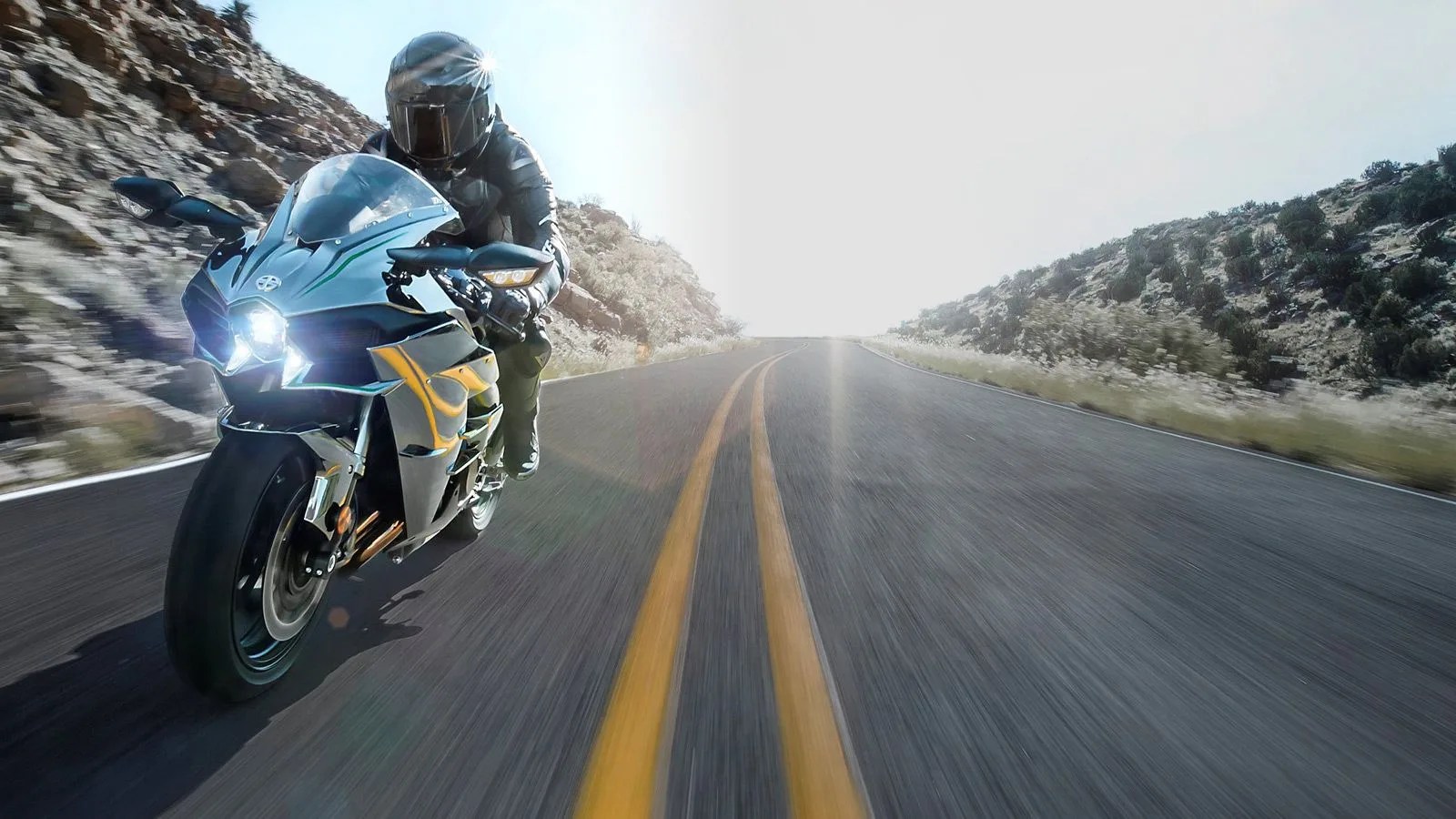 Kawasaki-Ninja-H2-GP100-Gear-Patrol-Hero