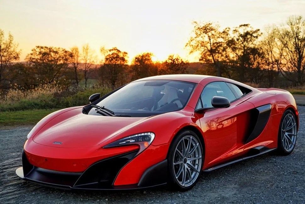 McLaren-675LT-Gear-Patrol-Slide-12