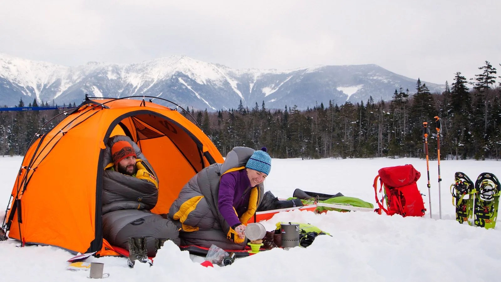 Nemo-Sonic-Sleeping-Bag-GP100-Gear-Patrol-SLATE