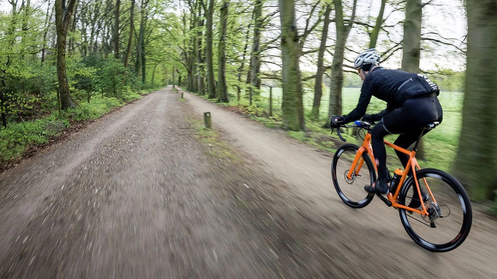 Open-Gravel-GP100-Gear-Patrol-SLATE