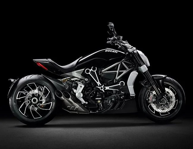 ducati-gear-patrol-650