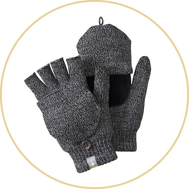 outdoors-xmas-gear-patrol-smartwool
