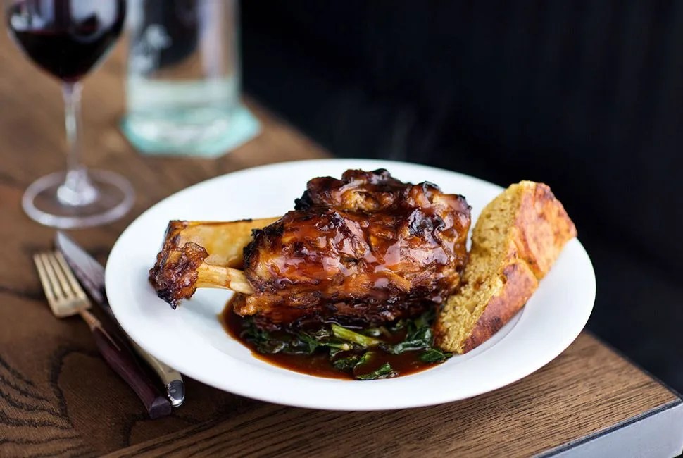 25-restaurants-gear-patrol-the-gray