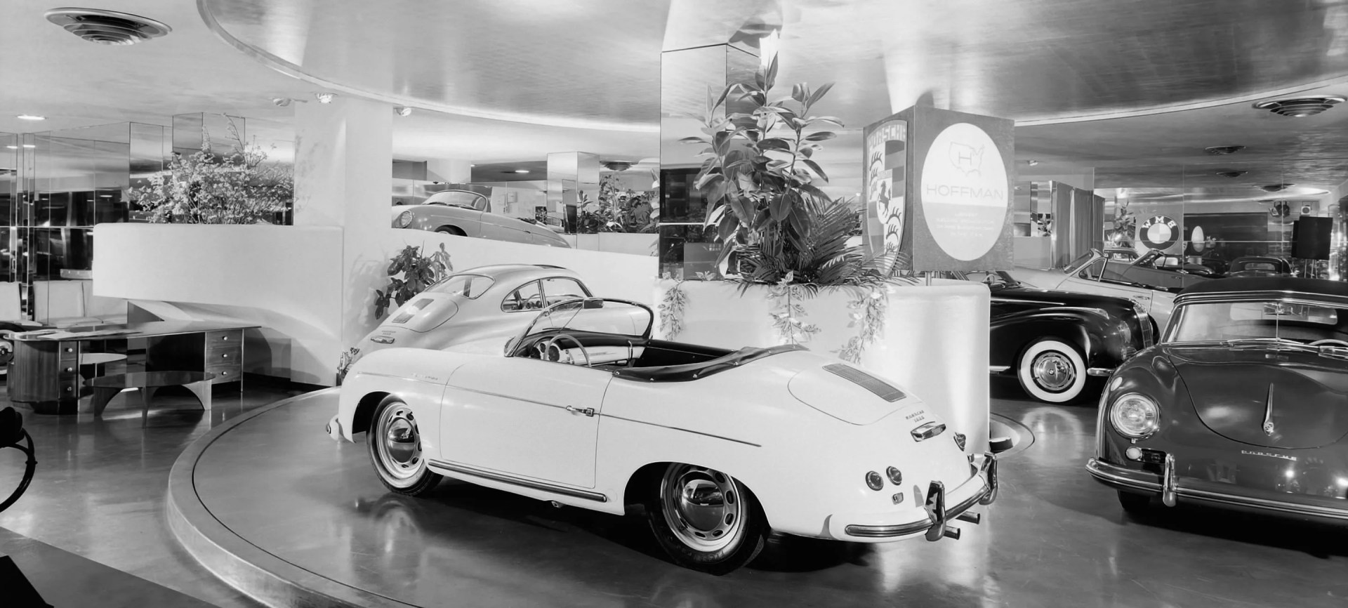 Frank-Lloyd-Wright-Cars-Gear-Patrol-Lead-1440