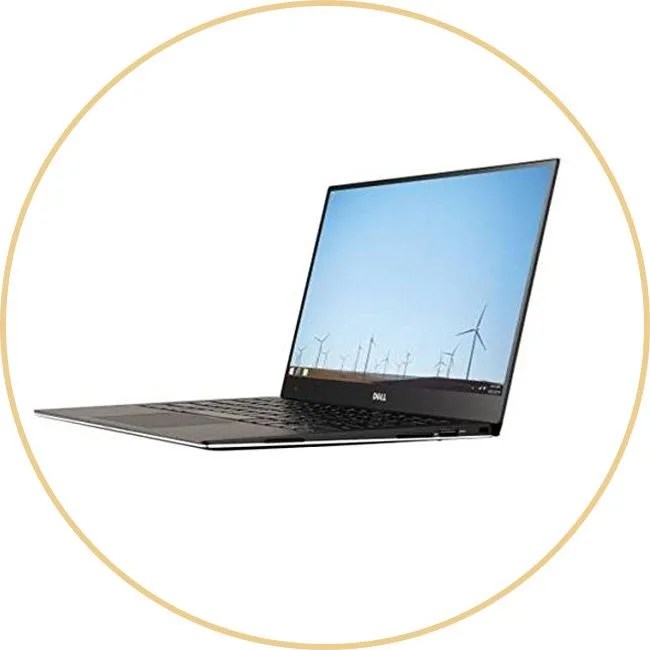 Globetrotter-12-Guys-Xmas-Gear-Patrol-laptop