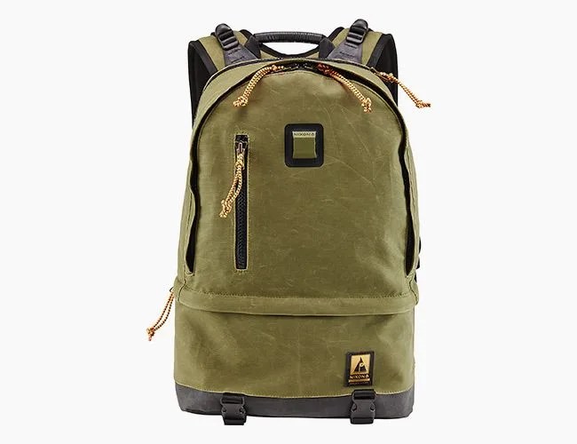 TIG-gear-patrol-nixon-bag