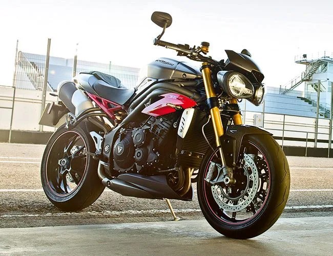 TIG-gear-patrol-speed-triple-S2