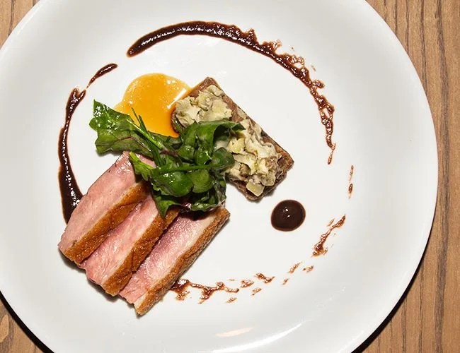 how-to-plate-a-dish-gear-patrol-recipe-feature