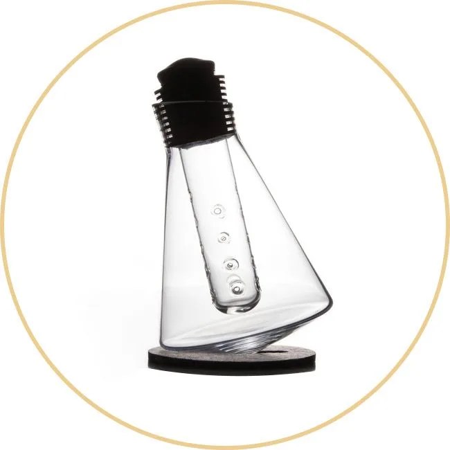 mixologist-xmas-gear-patrol-incanter
