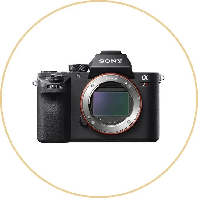 techie-xmas-gear-patrol-sony