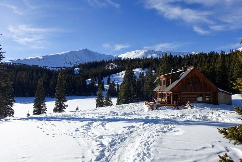 10th-Mountain-Hut-Gear-Patrol-Slide-1