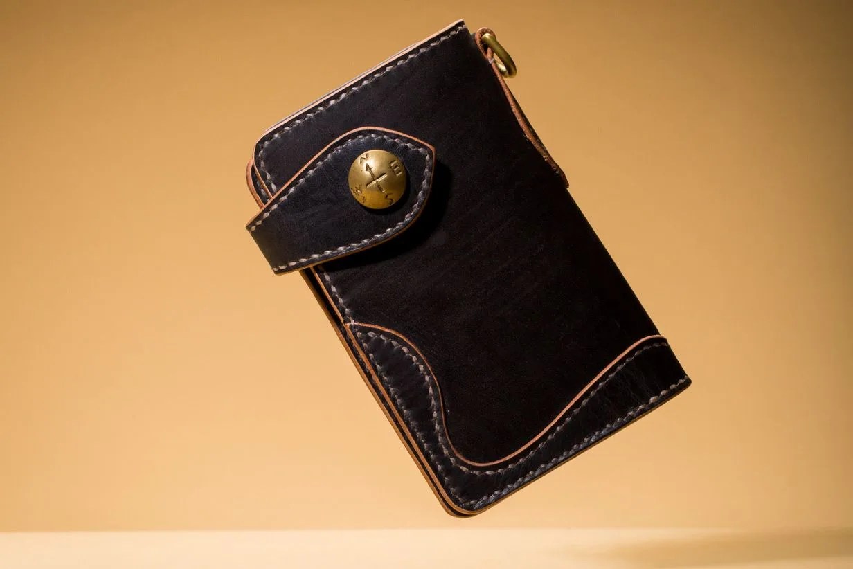 Best-Long-Wallets-Gear-Patrol-Sidebar