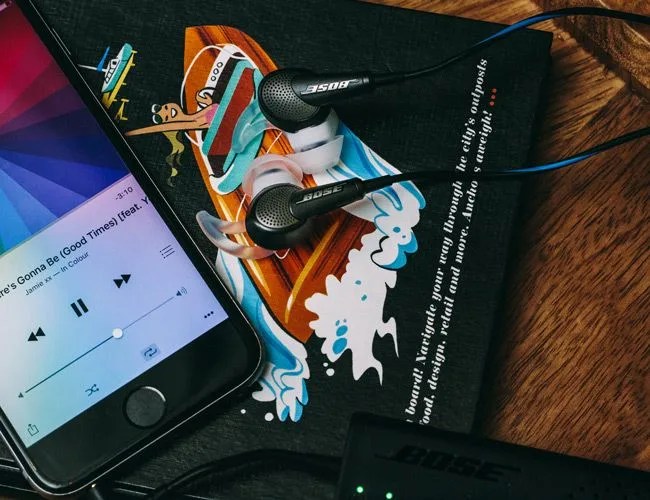 Best-Noise-Canceling-Earbuds-Gear-Patrol-Lead-Featured