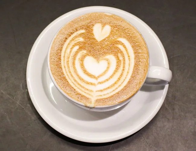 Latte-Art-Gear-Patrol-CarlosTulip