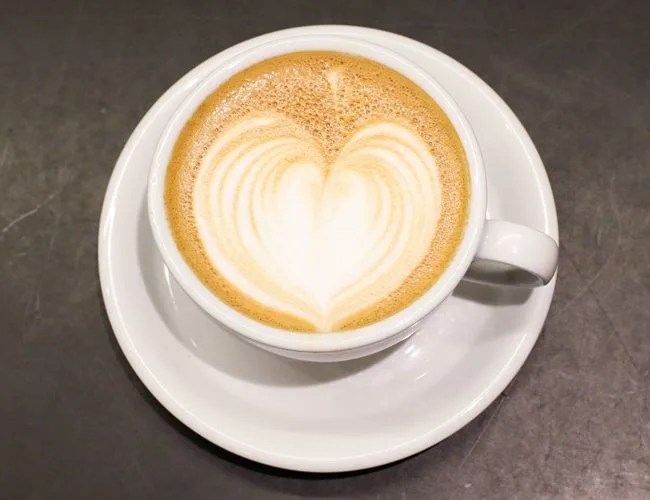 Latte-Art-Gear-Patrol-TheHeart
