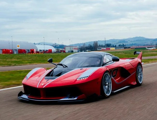 TWIM-gear-patrol-ferrari