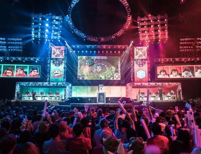 TWITS-gear-patrol-esports
