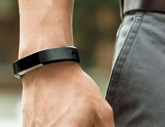 TIG-gear-patrol-fitbit