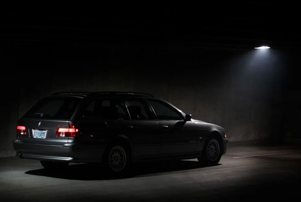 bmw-525-gear-patrol-slide-Ambiance