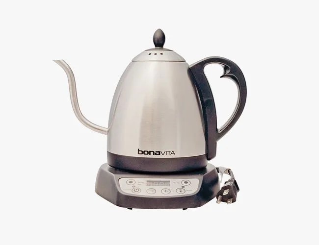 better-coffee-at-home-gear-patrol-kettle