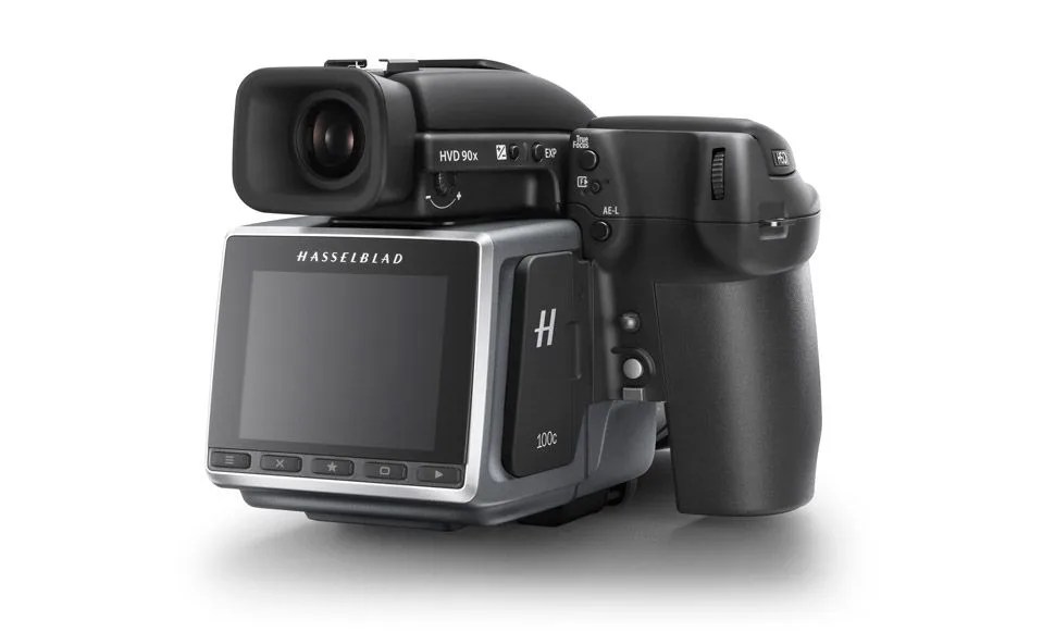 Hasselblad-H6-Gear-Patrol-Ambiance