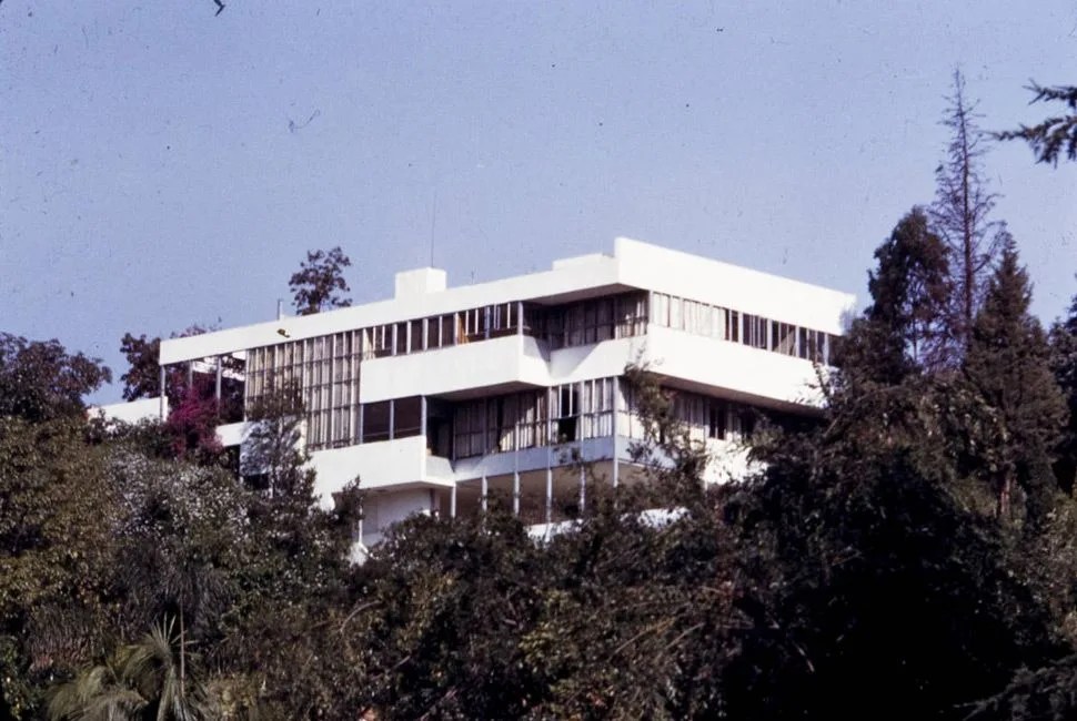 USC-Arch-Gear-Patrol-Health-House