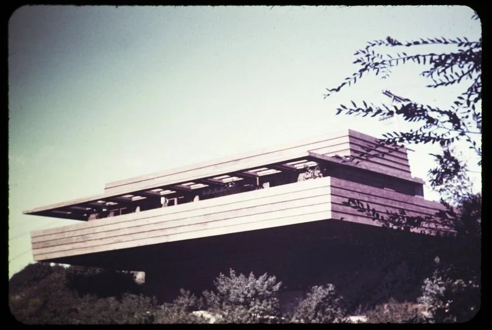 USC-Arch-Gear-Patrol-Sturges-Residence